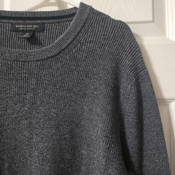 Banana Republic Supima Cotton Cable Knit Crewneck Sweater, Dark Gray, EUC! - Picture 5 of 11
